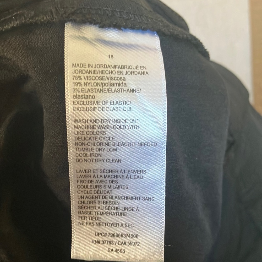 FINAL MARKDOWN Rafaella Black slacks 18 - Picture 2 of 10